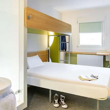 Ibis Budget Sur Seine N7 Hotel *